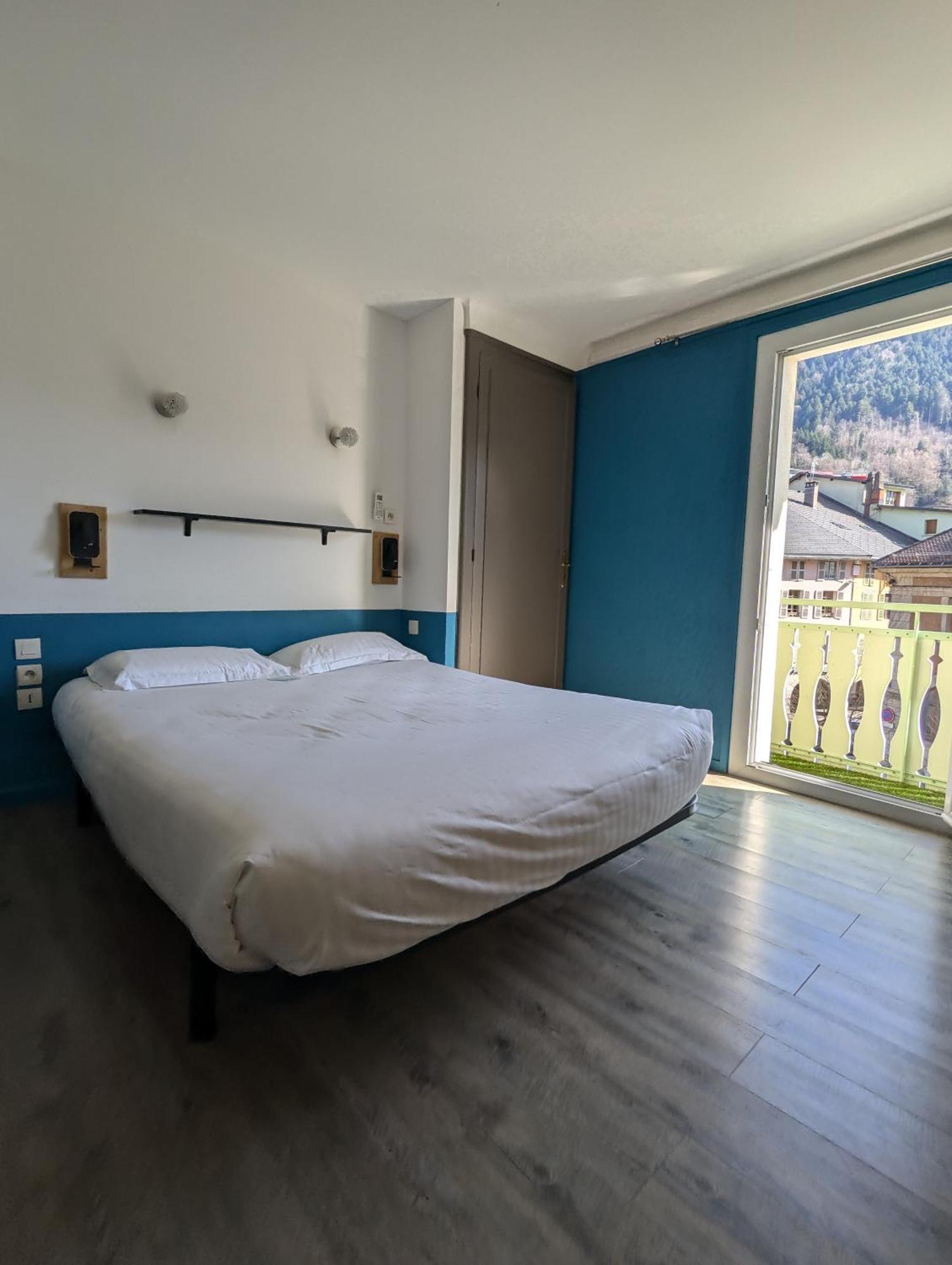 Hotel Du Midi Thônes Dış mekan fotoğraf