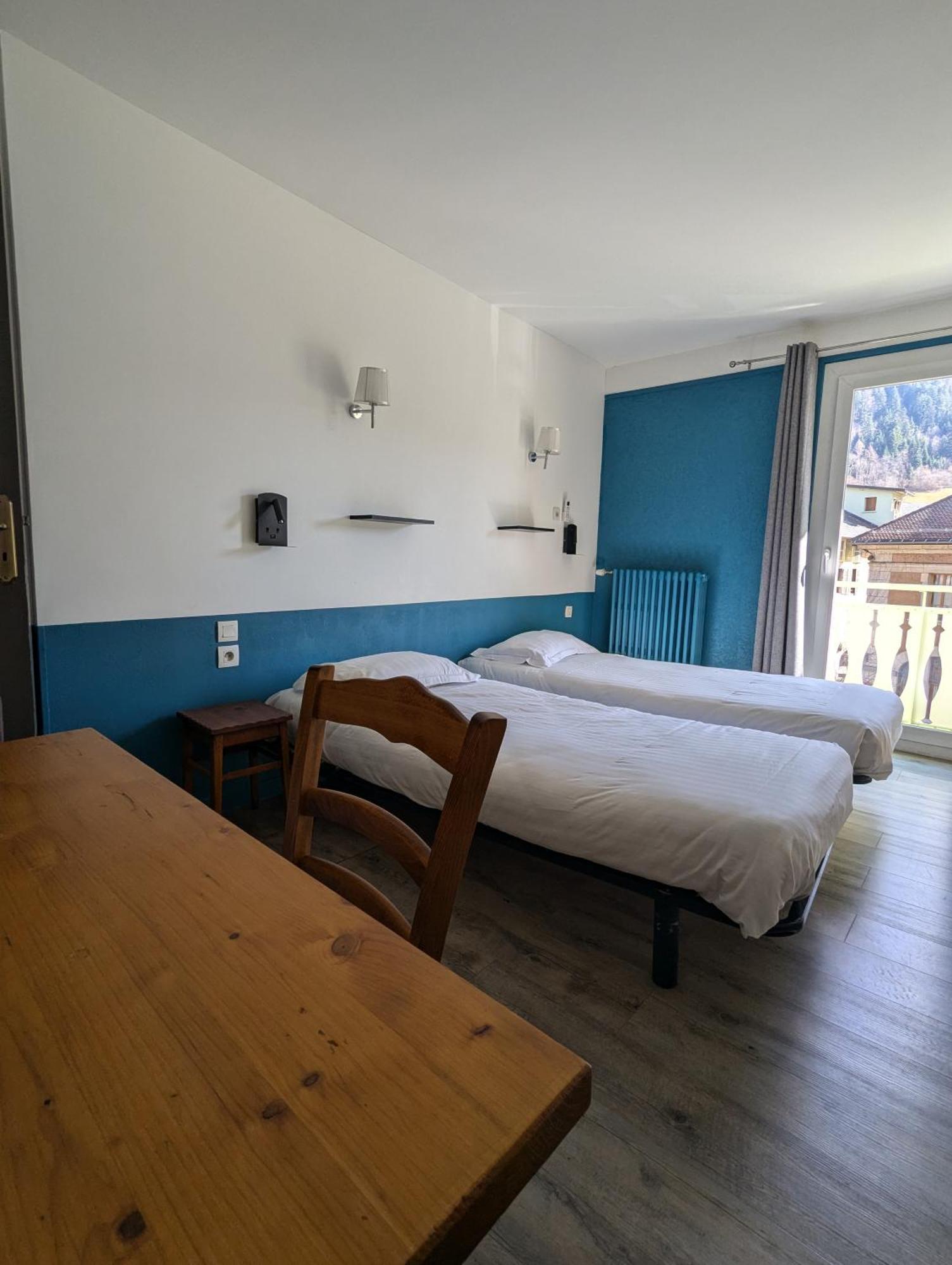 Hotel Du Midi Thônes Dış mekan fotoğraf